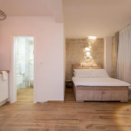 Iv Trogir