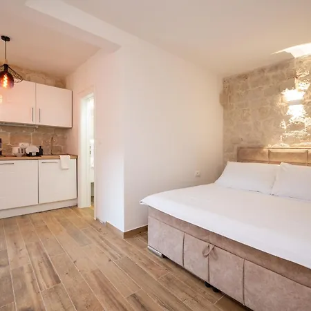 Apartamento Iv *