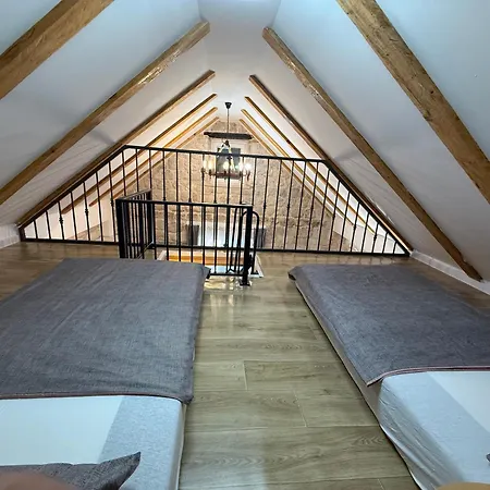 Iv Apartament