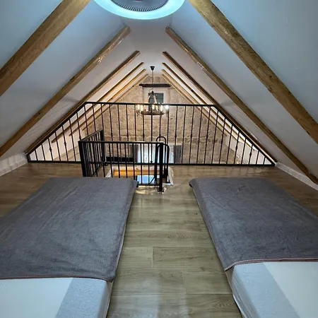 Iv Apartament