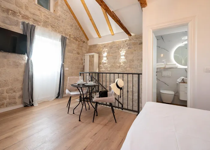 Iv Apartment Trogir