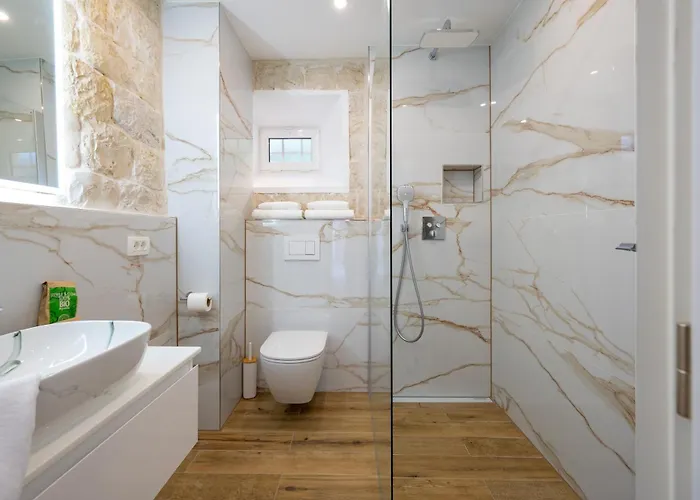 Iv Apartment Trogir